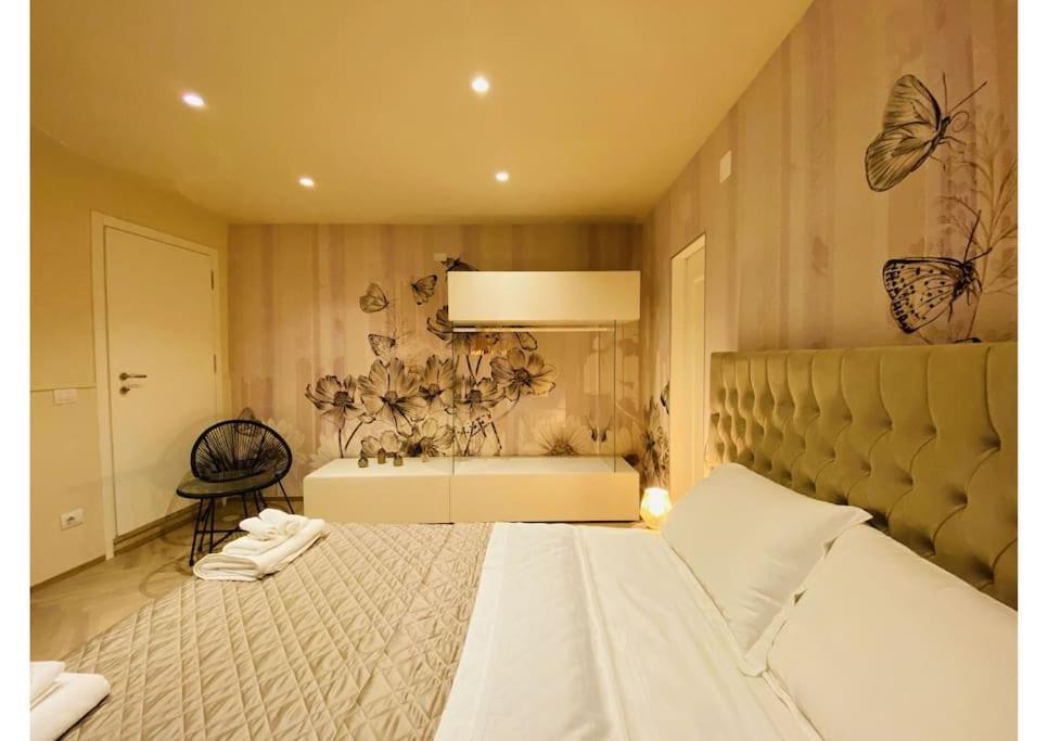 Sweet Time Venice, Luxury San Marco Frezzaria Apt! Venecia