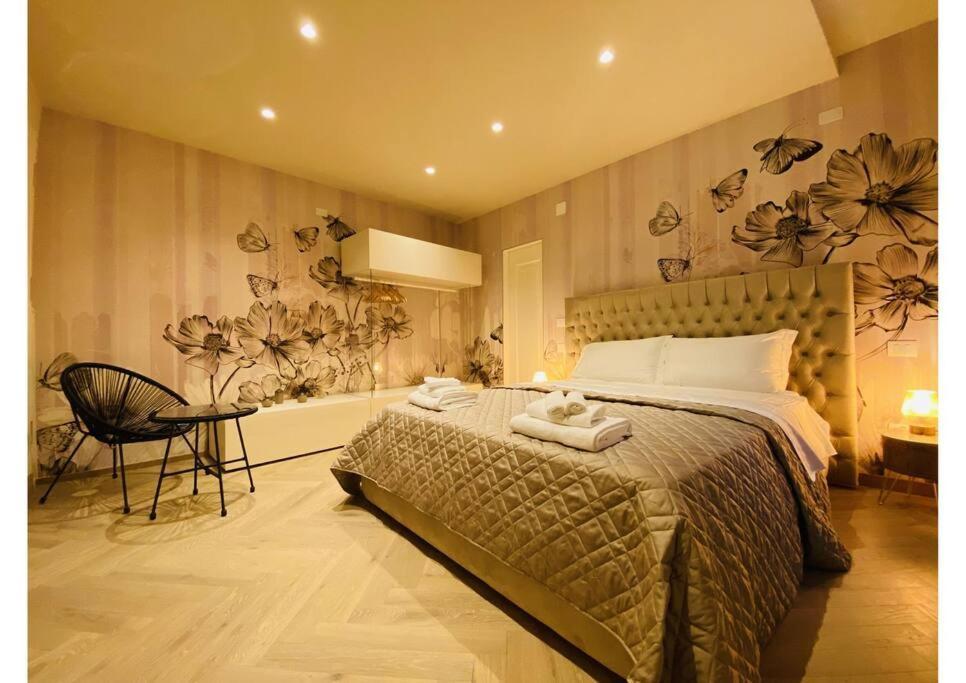 Sweet Time Venice, Luxury San Marco Frezzaria Apt! * Venecia