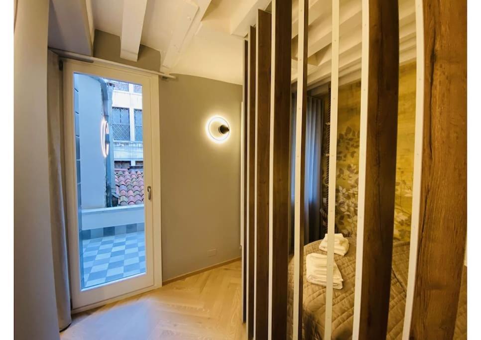Sweet Time Venice, Luxury San Marco Frezzaria Apt! Apartamento Venecia