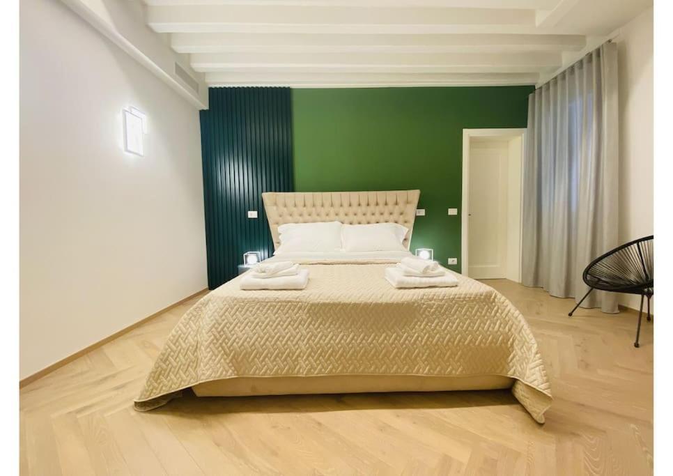 Apartamento Sweet Time Venice, Luxury San Marco Frezzaria Apt! Venecia